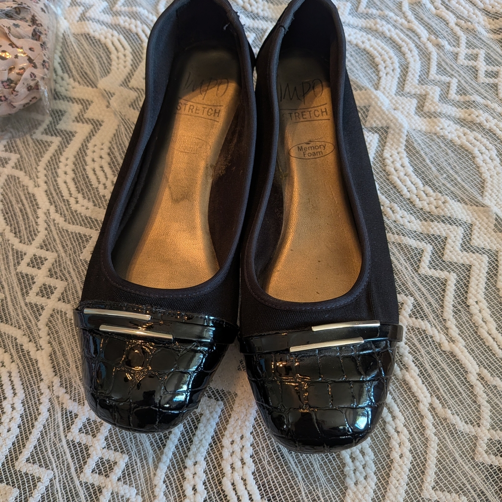 Impo Black Croc-Texture Ballet Flats with Metallic Accent